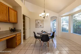 1380 W Copper Creek Pl, Oro Valley, AZ 85737 - Photo 6