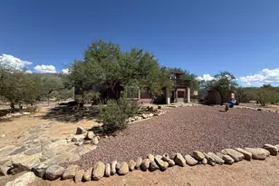 5081 N Bear Canyon Rd, Tucson, AZ 85749 - Photo 8