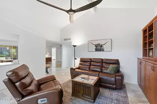 9812 E Skyview Dr, Tucson, AZ 85748 - Photo 14