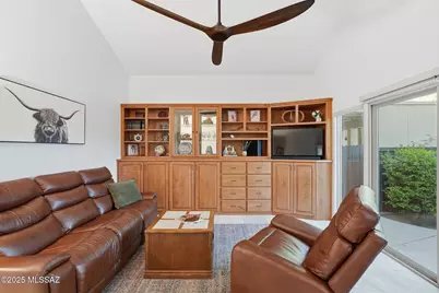9812 E Skyview Drive, Tucson, AZ 85748 - Photo 4