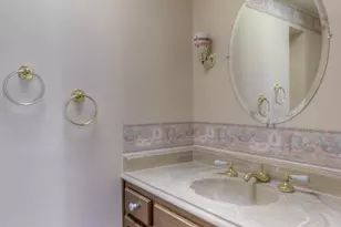 1422 E Camino Aurelia, Corona de Tucson, AZ 85641 - Photo 6