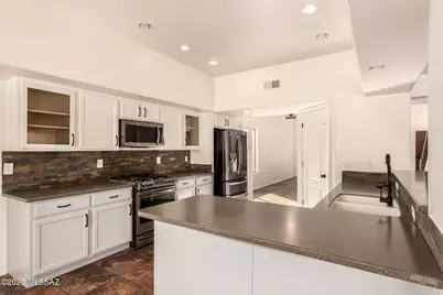 993 E Madera Estates Lane, Sahuarita, AZ 85629 - Photo 8