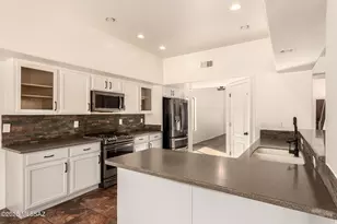 993 E Madera Estates Ln, Sahuarita, AZ 85629 - Photo 8