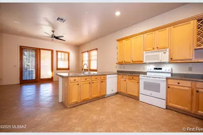 624 E 2nd Street, Tucson, AZ 85705 - Photo 12