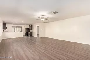 6033 S Kirtley Dr, Tucson, AZ 85706 - Photo 4