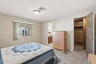 10734 N Kilimanjaro Ave, Tucson, AZ 85737 - Photo 16
