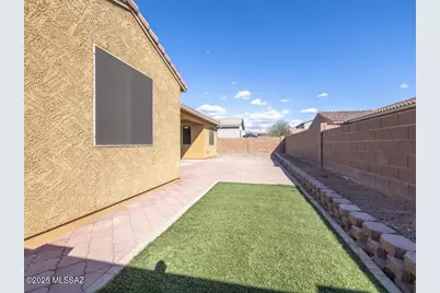 10218 E Civano Wash Trail, Tucson, AZ 85747 - Photo 16