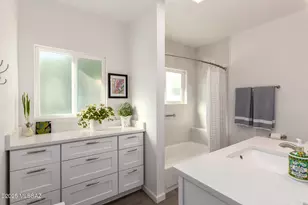 1717 E Allen Rd, Tucson, AZ 85719 - Photo 20