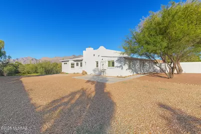 1717 E Allen Road, Tucson, AZ 85719 - Photo 1