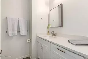 1717 E Allen Rd, Tucson, AZ 85719 - Photo 18