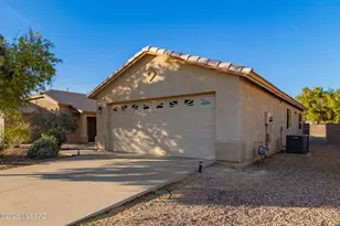 912 W New River St, Tucson, AZ 85704 - Photo 2