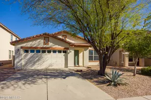 12906 N Yellow Orchid Dr, Oro Valley, AZ 85755 - Photo 2