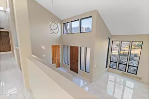 7041 N Skyway Dr, Tucson, AZ 85718 - Photo 12