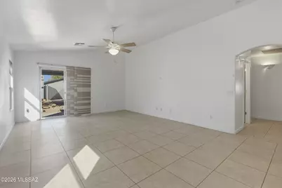 8807 E Mountain Spring Drive, Tucson, AZ 85747 - Photo 14