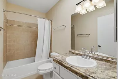 871 N Camino De Luz, Green Valley, AZ 85614 - Photo 16