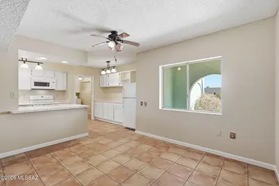1565 N Paseo Cerca, Green Valley, AZ 85614 - Photo 6