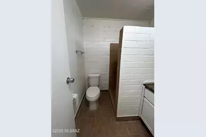 139 E 35th Street, Tucson, AZ 85713 - Photo 14