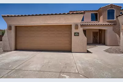 9213 N Desert Earth Place, Tucson, AZ 85743 - Photo 2