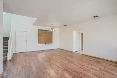 9213 N Desert Earth Place, Tucson, AZ 85743 - Photo 4
