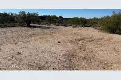 N Oracle Road #225-16, Tucson, AZ 85704 - Photo 2