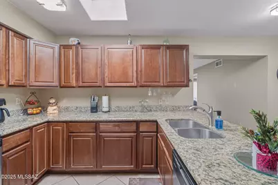 9748 E 29th Street, Tucson, AZ 85748 - Photo 4