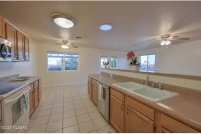 13862 S Toler Place, Tucson, AZ 85736 - Photo 12