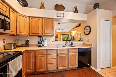 1303 E Stoney Canyon Circle, Tucson, AZ 85737 - Photo 12