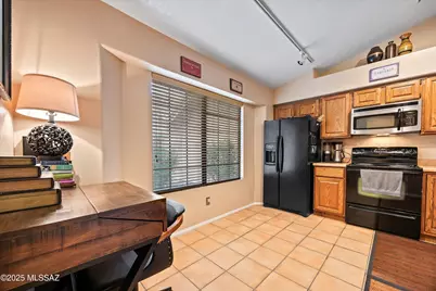 1303 E Stoney Canyon Circle, Tucson, AZ 85737 - Photo 10