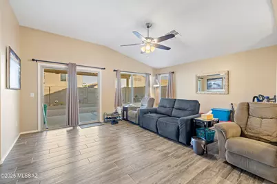8290 W Melanitta Drive, Tucson, AZ 85757 - Photo 10