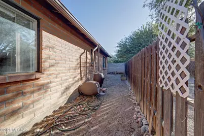 1812 N Arcadia Avenue, Tucson, AZ 85712 - Photo 38