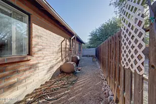 1812 N Arcadia Ave, Tucson, AZ 85712 - Photo 38