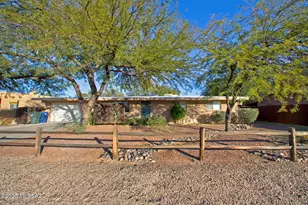 1812 N Arcadia Ave, Tucson, AZ 85712 - Photo 1