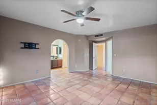 12831 N Meadview Way, Oro Valley, AZ 85755 - Photo 16