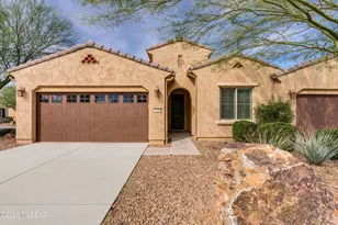 1701 E Sage Thrasher Dr, Green Valley, AZ 85614 - Photo 2