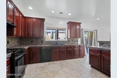 8451 N Placita De Los Laureles, Tucson, AZ 85742 - Photo 14