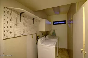 121 W Paseo Recortado, Green Valley, AZ 85614 - Photo 12