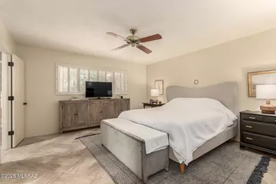 971 N Larry Place, Tucson, AZ 85710 - Photo 14