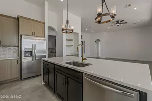 155 N Scenic Vista Dr, Sahuarita, AZ 85629 - Photo 14