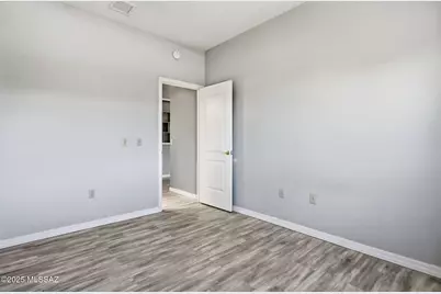 3956 S Calle Viva, Green Valley, AZ 85614 - Photo 12