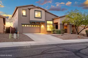 8321 N Amber Burst Dr, Tucson, AZ 85743 - Photo 2