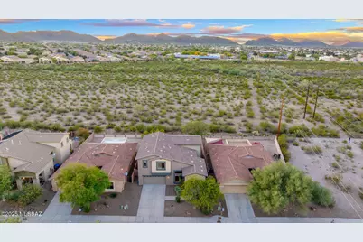 8321 N Amber Burst Drive, Tucson, AZ 85743 - Photo 6