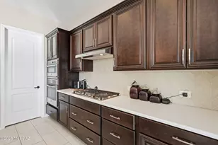 2504 E Josephine View Dr, Green Valley, AZ 85614 - Photo 16