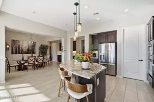 2504 E Josephine View Dr, Green Valley, AZ 85614 - Photo 14