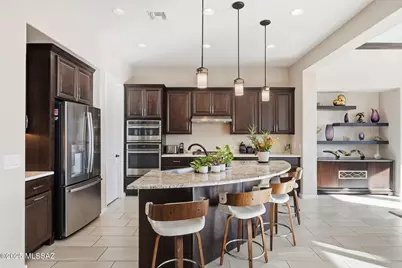 2504 E Josephine View Drive, Green Valley, AZ 85614 - Photo 12