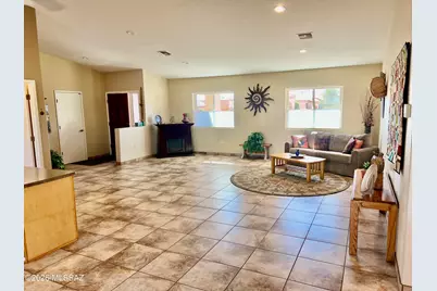 2012 W Via Nuevo Leon, Green Valley, AZ 85622 - Photo 12