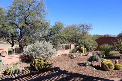 2012 W Via Nuevo Leon, Green Valley, AZ 85622 - Photo 24