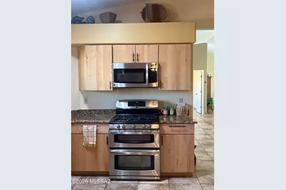 2012 W Via Nuevo Leon, Green Valley, AZ 85622 - Photo 10