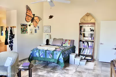 2012 W Via Nuevo Leon, Green Valley, AZ 85622 - Photo 14