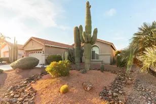 9469 N Twinkling Shadows Way, Tucson, AZ 85743 - Photo 2