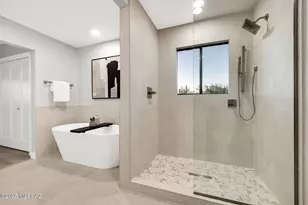 6735 N Camino Padre Isidoro, Tucson, AZ 85718 - Photo 38